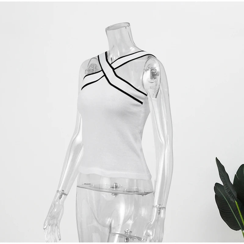 Contrast Lined Sleeveless Knitted  Top